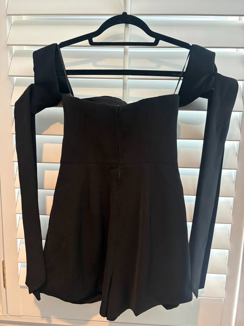 C/MEO Collective Black Square-Neck Long-Sleeve Mini Dress Small